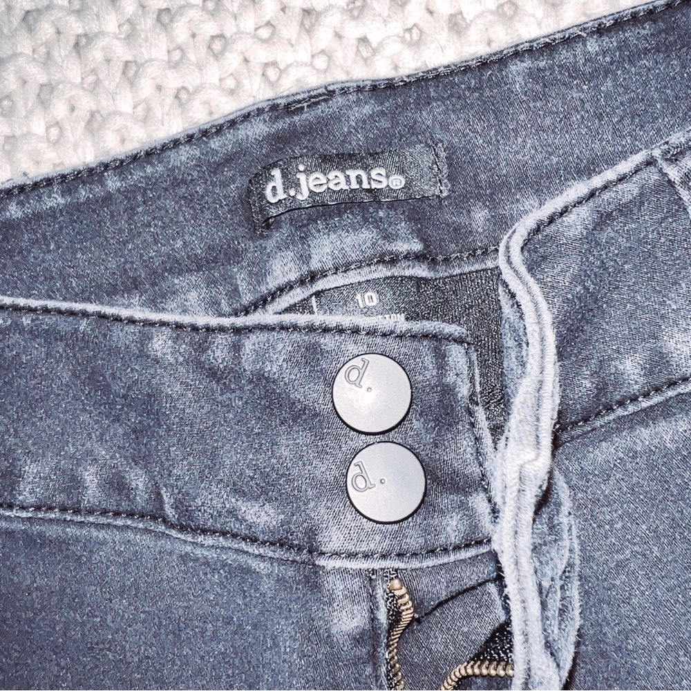 Black D. Jeans